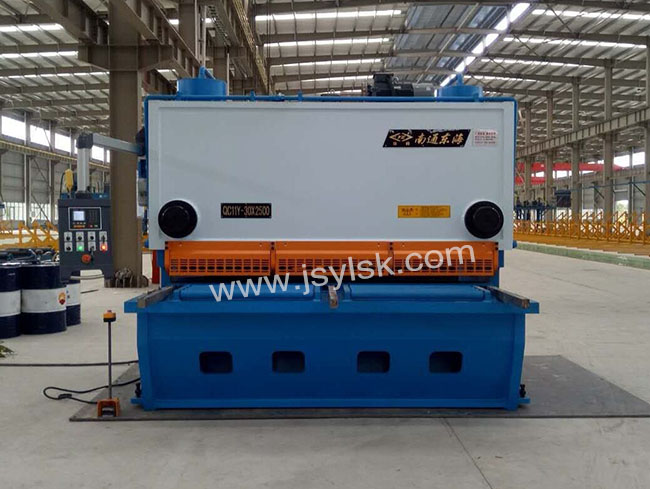 QC11Y-30*2500剪板機(jī) QC11Y-30*2500剪板機(jī)